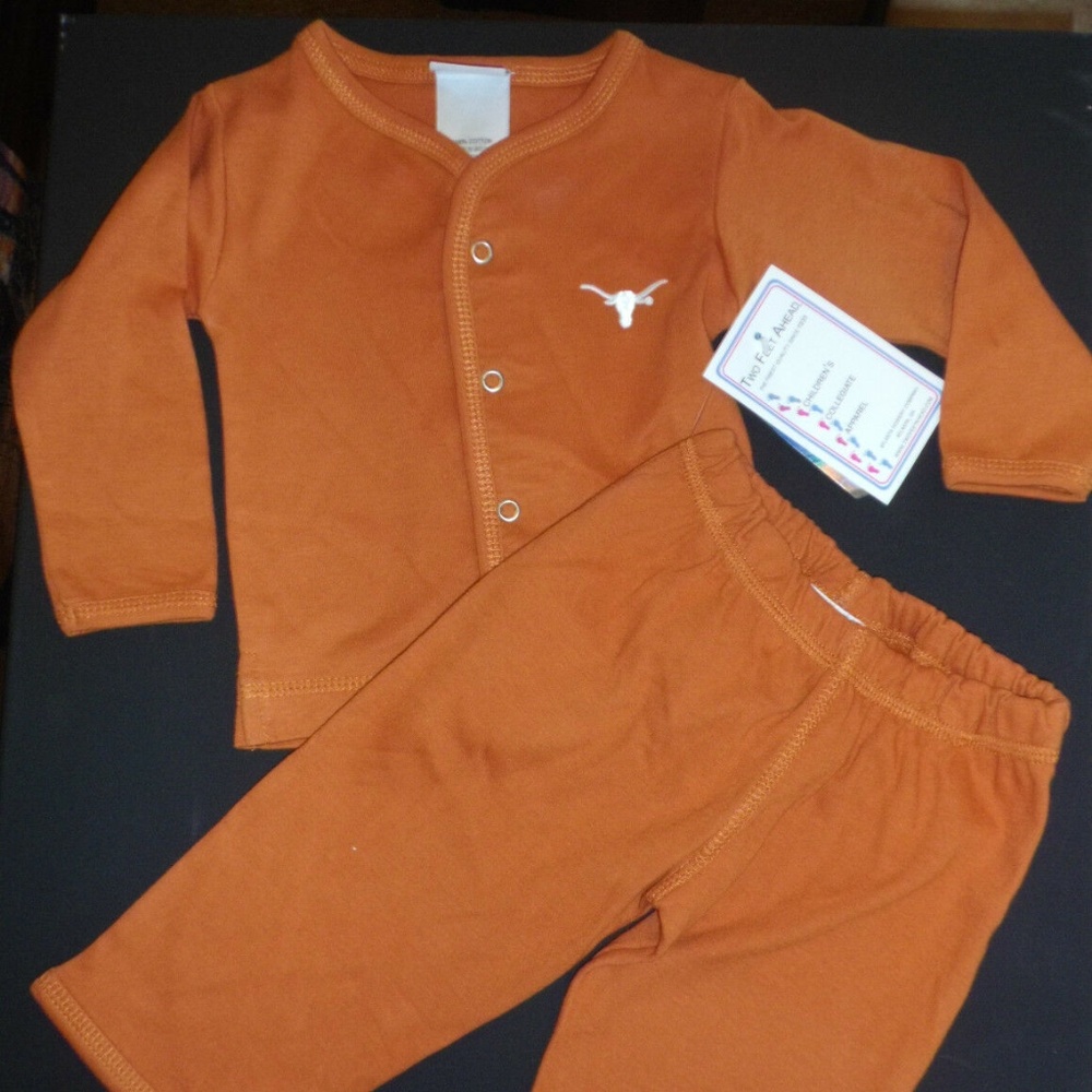 University of Texas Austin, Boys 6M two piece set